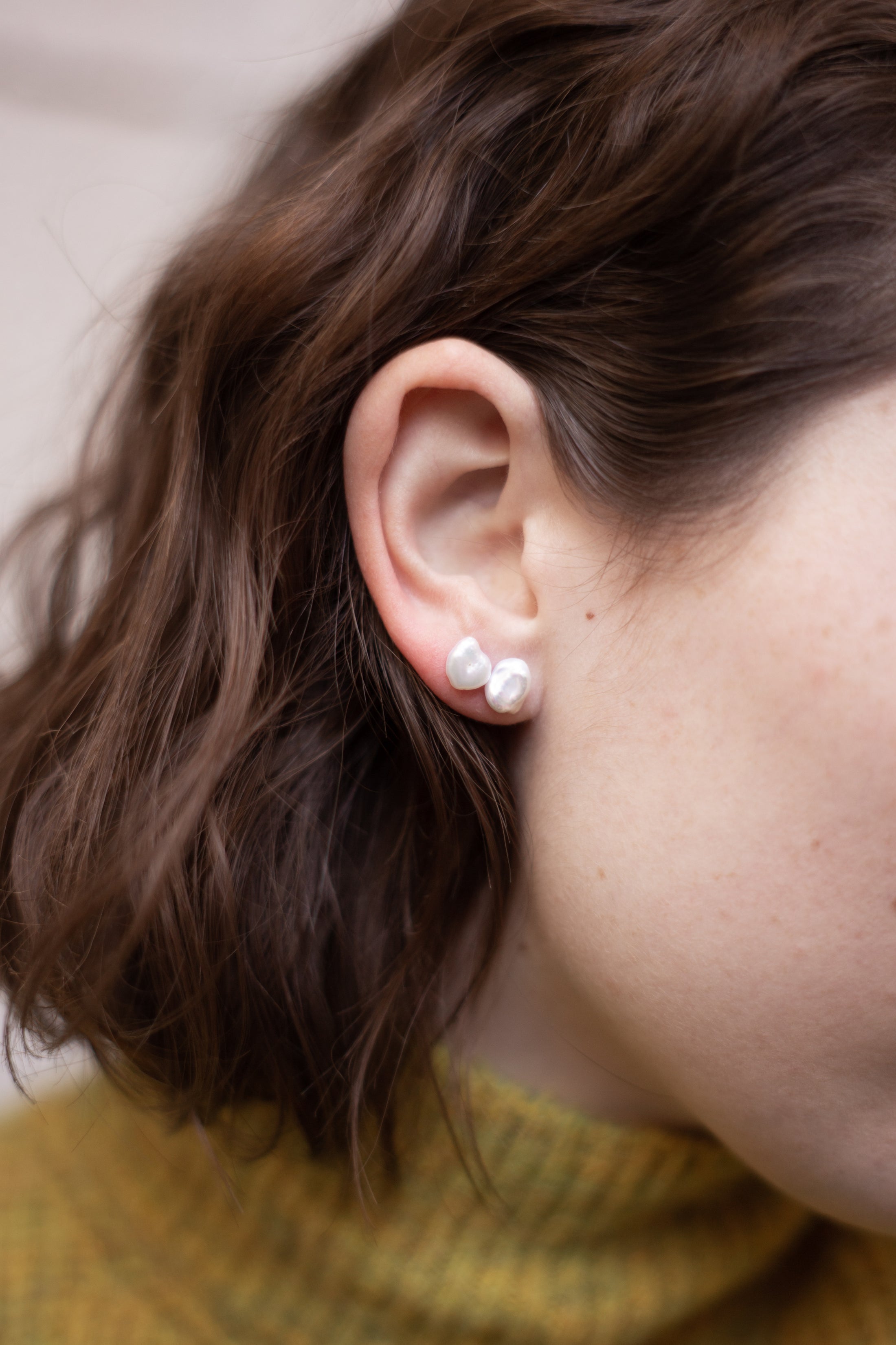 Deux Baroque Pearl Stud Earring (Double)
